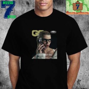 Anya Taylor-Joy On Cover Of British GQ Annual Heroes Issue Unisex T-Shirt